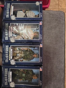 Soldados de la Guerra Civil Mundial, MUNDO Y DESIERTO VIETNAM Lote de 4 Nuevo en Caja  - Imagen 1 de 10