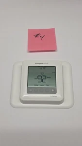 Honeywell T6 Pro Programmierbarer Thermostat (TH6210U2001) - Bild 1 von 3