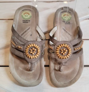 Earth Shoes Cinnamon 6.5 Leather Comfort Sandals Flats Brown Tan Beaded Gelron - Picture 1 of 12