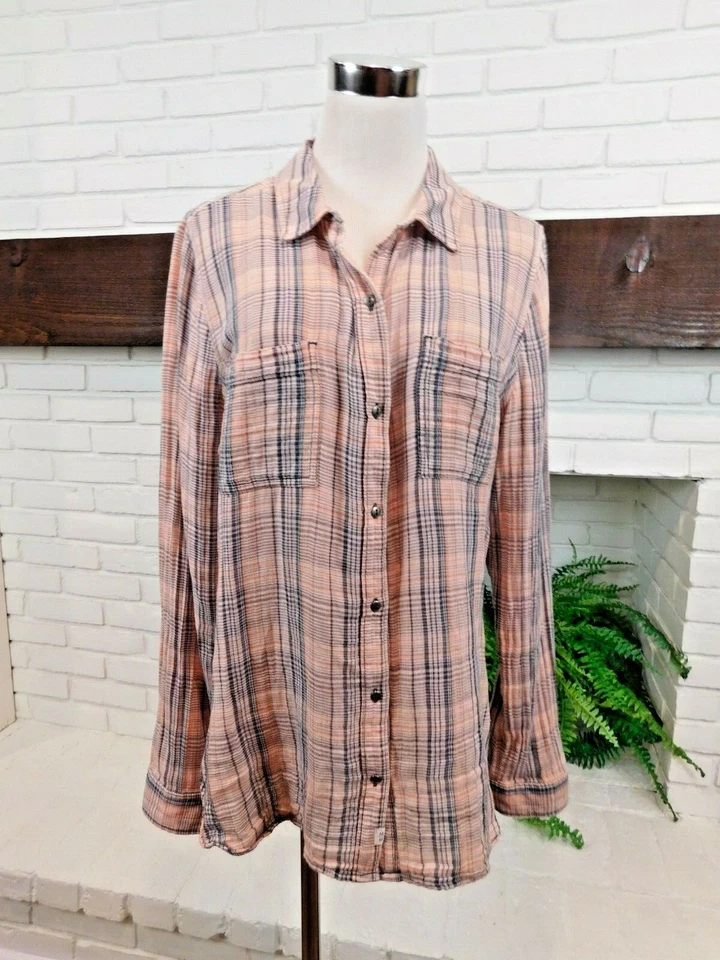 Camisa Top Informal Melrose and Market Talla L Abotonada Manga Larga Rosa a Cuadros Foto 1 de 4