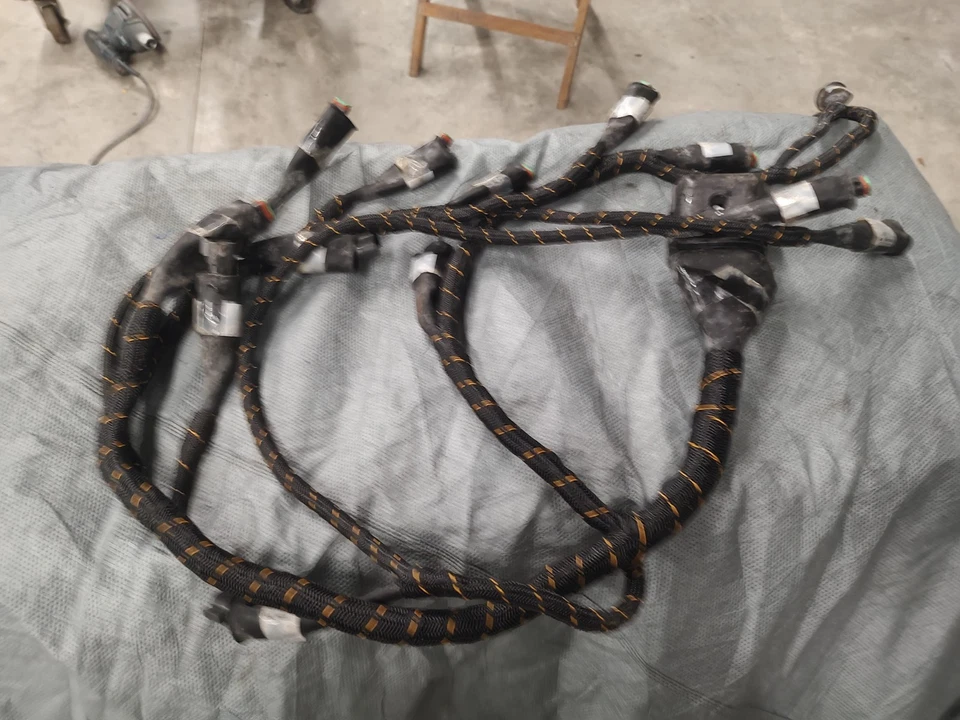 Жгут морского двигателя Caterpillar C18/C-15 321-8393 - Изображение 1 из 3