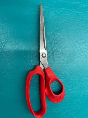 1 Wolff 6194-LR 9 5/8" Ergonomic Poultry Scissors 6000 Series Right Handed Shear - Image 1 of 4