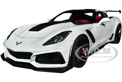 2019 CHEVROLET CORVETTE C7 ZR1 CERAMIC MATRIX GRAY 1/18 MODEL BY AUTOART 71277 - Image 1 of 4