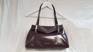 Charles & Keith Glossy Plum Designer Handtasche - Bild 1 von 18