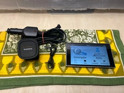 Garmin Navi 3589LM  Garmin gewährt 30 Jahre Kartenupdates - Bild 1 von 4