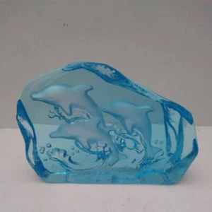 Blau Aqua Kunst Glas geätzte Delfine & Ozean Meereswellen Skulptur. Box5 - Bild 1 von 6