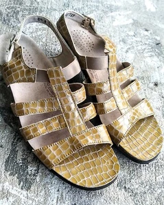 WOMENS SAS TRI-PAD SANDALS  SZ 8.5 NARROW NICE - Picture 1 of 10