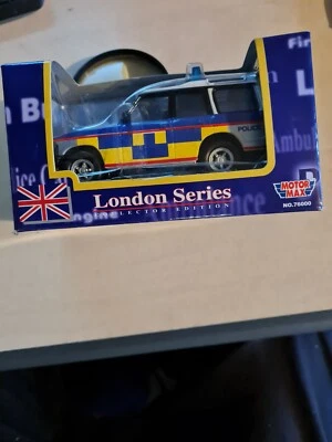 1:36 Land Rover Discovery Police Edition by Motor Max 76000 Model Car - Image 1 of 3