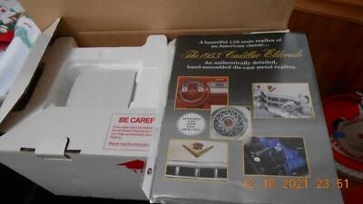 DANBURY MINT 1953 CADILLAC ELDORADO CONVERTIBLE 1/16 SCALE DIECAST Box & Papers - Image 1 of 4