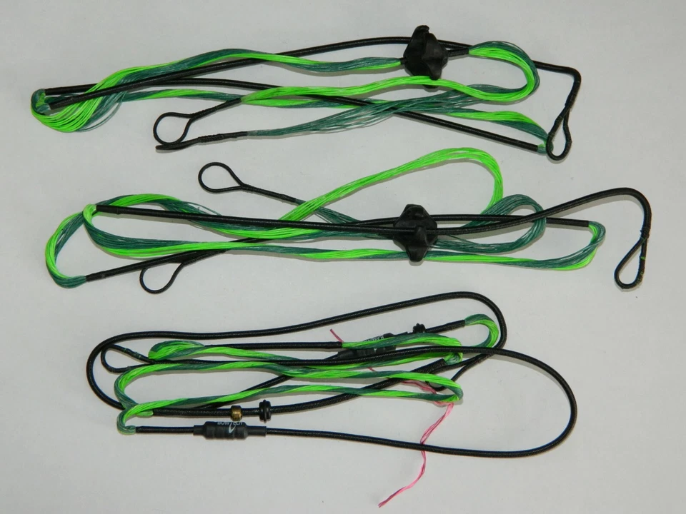 Bowtech Fanatic 2.0 29" Bow String and Cable Set-  Fanatic 2.0 29" ONLY - Image 1 of 1