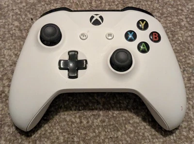 Microsoft Xbox One Wireless Controller White Model 1708 *SPARES & REPAIRS* - Image 1 of 4