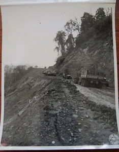 WWII PHOTO of US ARMY VEHICLES on LEDO ROAD NAGA HILLS BURMA 1944 - Picture 1 of 4