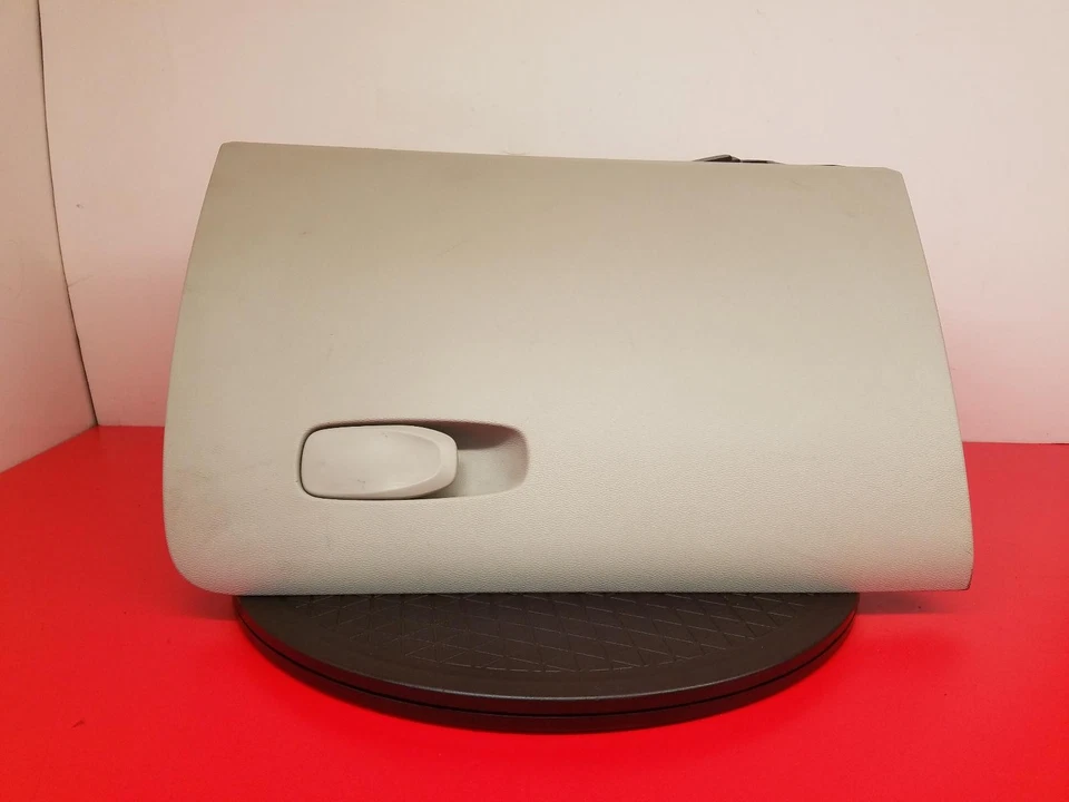 Guantera Volvo V60 2018 31477860 Foto 1 de 4