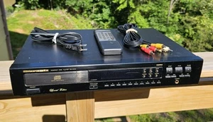 Marantz CD-67SE Special Edition CD Player. Powers on, remote. For Parts / Repair - Picture 1 of 13