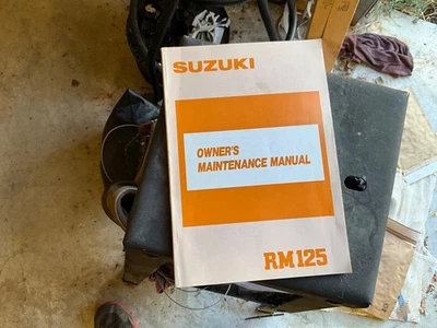 RM125 125 1988 Suzuki dueño manual de mantenimiento Foto 1 de 2