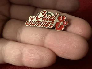 🔥 “Cruel Summer” Enamel Pin – Heartbreak Badge – Free Shipping! 🔥 - Picture 1 of 3