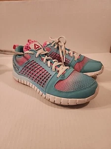 Reebok ZRated Womens Size 5.5 Sneaker shoes Lite Blue And  Hot Pink Low Top  - Picture 1 of 12