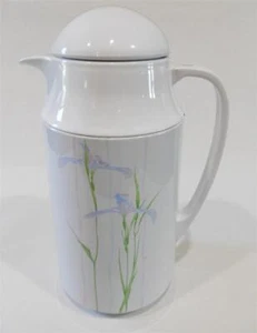 ❤️ NEW Corelle SHADOW IRIS 1-Qt Thermal SERVING CARAFE Hot Cold Coffee Tea - Picture 1 of 7