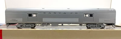 HO WALTHERS 932-16403 73' BUDD EQUIPAJE COCHE SANTA FE SIN FALDAS Foto 1 de 2