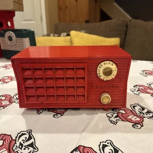 ADMIRAL ATOMIC AGE MODEL 5R35X AM TUBE RADIO IN RED WORKS - Picture 1 of 15