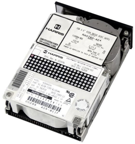 Festplatte Fujitsu M2694esa 1gb 5400 U/min SCSI 50pin 8.9cm