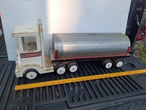 Vintage Hand Home Made Folk Art Huge Semi Truck Tanker Wood 28" Long 11 Pounds - Picture 1 of 16