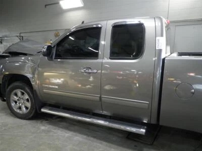 GMC Sierra 1500 2011-2013 consola central inferior delantera montada en el piso gris 8395 Foto 1 de 4
