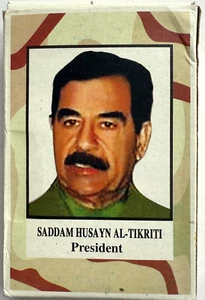 DE COLECCIÓN BARAJA DE CARTAS IRAQUÍES MÁS BUSCADOS GUERRA DE IRAQUÍ SADDAM HUSAYN DESERT STORM - Imagen 1 de 2
