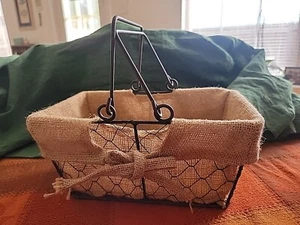 Chicken Wire Handled Basket With Burlap Liner 10×8x5 Inches - Picture 1 of 10