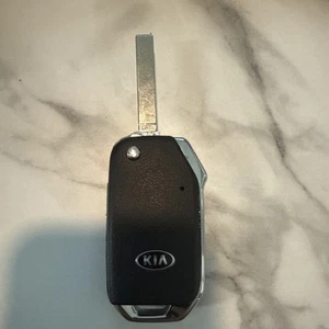OEM 2019-2021 KIA FORTE REMOTE FLIP KEY FOB 4 BUTTONS CQOTD00660 95430-M6100 - Picture 1 of 4