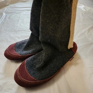 Zapatilla bota de lana de trapo gris carbón Acorn Slouch Comfort On Earth para hombre 9/10 - Imagen 1 de 6