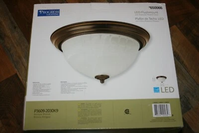 Luz LED de montaje empotrado de bronce antiguo de 13" Progress Lighting Foto 1 de 4