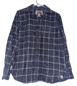 Free Planet Shirt Mens Medium Gray Check Flannel Cotton Polyester Button Up - Picture 1 of 5