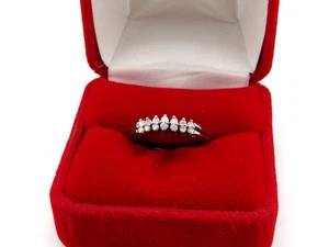 Natürlicher Diamant Pyramidenstil Jubiläumsring 10k Weißgold Größe 6 echt echt - Bild 1 von 8