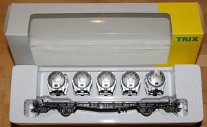 Trix H0 24328 DB Behältertragwagen Lgjs 598 "Von Haus zu Haus"  in OVP - Bild 1 von 3