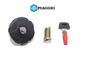 Tappo serbatoio benzina carburante di chiave quadro originale Piaggio Ape 50 Mix - Foto 1 di 6