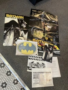 Batman No Mans Land 1998 DC Comics Minorista Pack Póster Artículos Promocionales + - Imagen 1 de 2