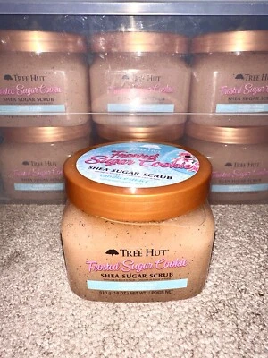 New Frosted Sugar Cookie Tree Hut Scrub✨RARE/HTF Packaging✨ - Image 1 of 2