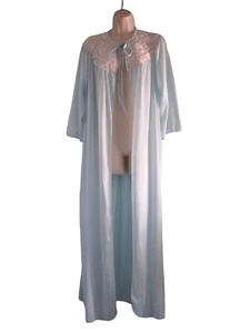Vintage Avon Private Treasures Light Blue Lace Accent Ladies 8 Peignoir New - Picture 1 of 10