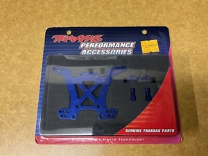 Traxxas #6838X Aluminum Rear Shock Tower  (Blue-Anodized) New - Picture 1 of 2