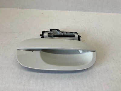 BMW Z4 E85 2003-2006 2,5 L convertible puerta pasajero derecha manija exterior usada Foto 1 de 4