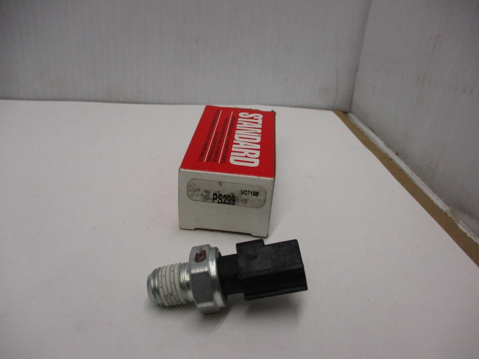 Engine Oil Pressure Switch Standard PS-299 - Image 1 of 1
