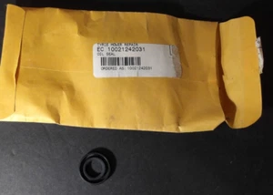 New Echo 10021242031 Oil Seal Genuine OEM Service Part - Picture 1 of 3