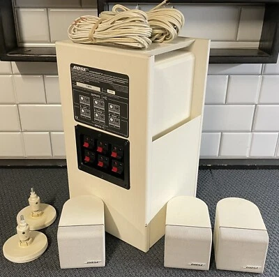 Sistema de altavoces Bose Acoustimass HT 3.1  Foto 1 de 4