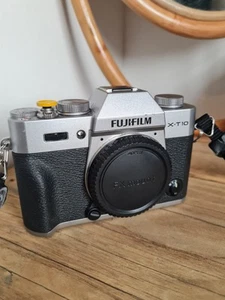 Fujifilm X-t10 - Listed as parts but Please Read - Picture 1 of 4