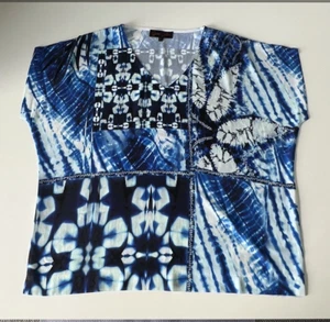 😇 SEVEN SISTERS LAMEZIA Indigo Blue Batik Poly V Neck Tunic Top Size 4 / 14 - Picture 1 of 5