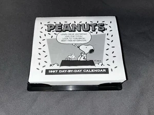 Peanuts Vintage 1997 Mini Desk Calendar - Picture 1 of 4