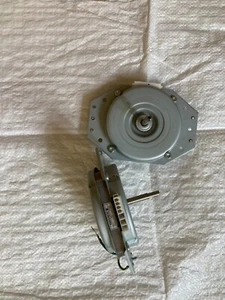 4681ED1004B MOTOR LG DISHWASHER - Picture 1 of 1