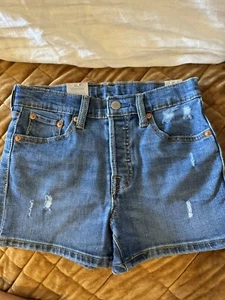 NWT Levi’s Style 501 Shorts Retail $46 Size Girls 10 Reg - Picture 1 of 3