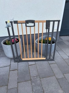 Treppengitter 95-105cm, Treppenschutz, Türgitter, Absperrgitter ohne Bohren - Bild 1 von 2